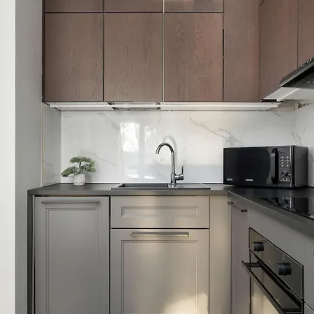 Апартаменты Modern & Functional With Air Conditioning And Balcony By Renters