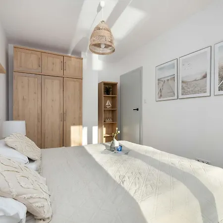 Апартаменты Modern & Functional With Air Conditioning And Balcony By Renters Колобжег